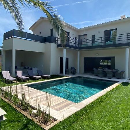 La Villa Des Trois Pins 安德诺莱斯贝恩 外观 照片