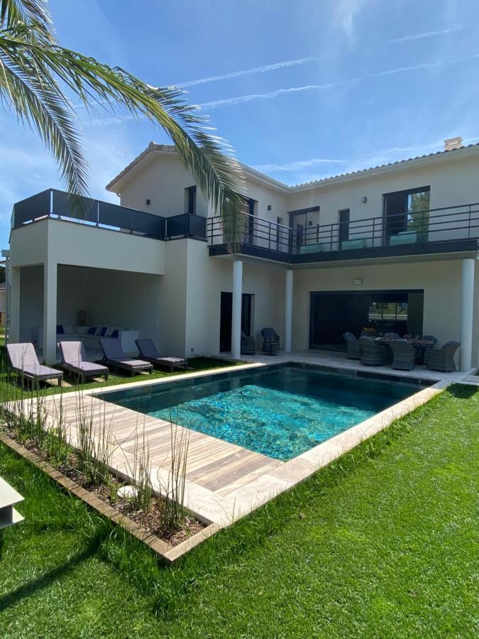 La Villa Des Trois Pins 安德诺莱斯贝恩 外观 照片